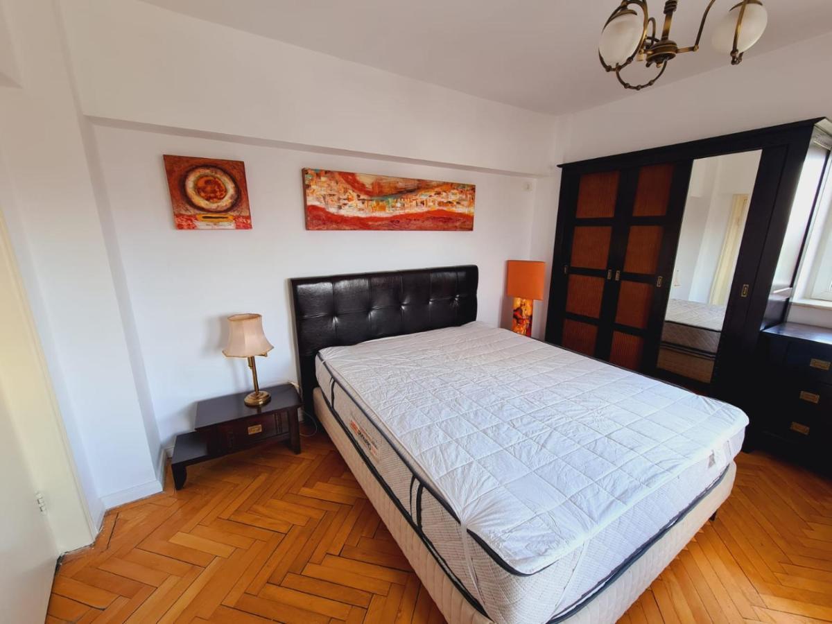 Old Town Apartment With Panoramic View Bukareszt Zewnętrze zdjęcie