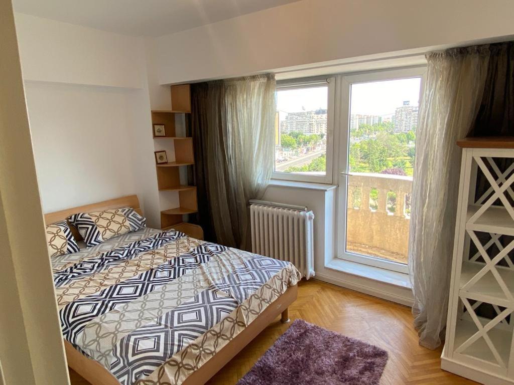 Old Town Apartment With Panoramic View Bukareszt Zewnętrze zdjęcie